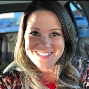 Meet your Posher, Robyn